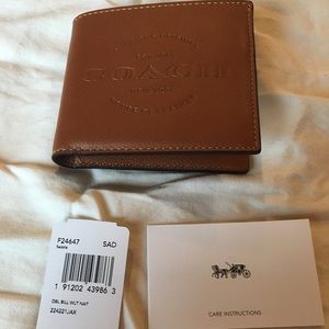 NWT Coach Double Billfold Men’s Leather Wallet